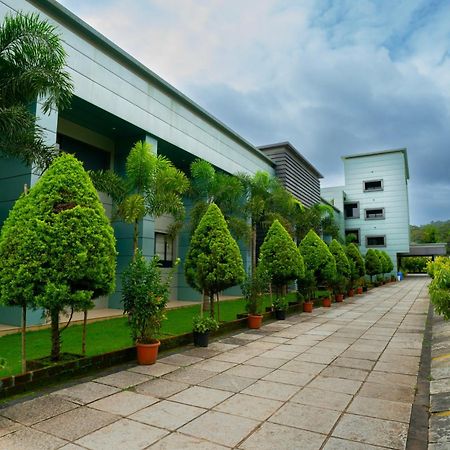 The Sanihara Hotel & Resort Vythiri Esterno foto