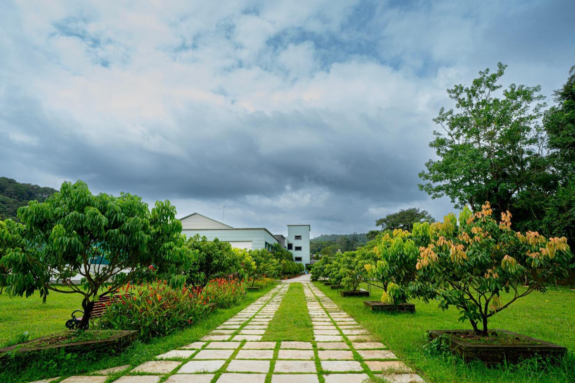 The Sanihara Hotel & Resort Vythiri Esterno foto