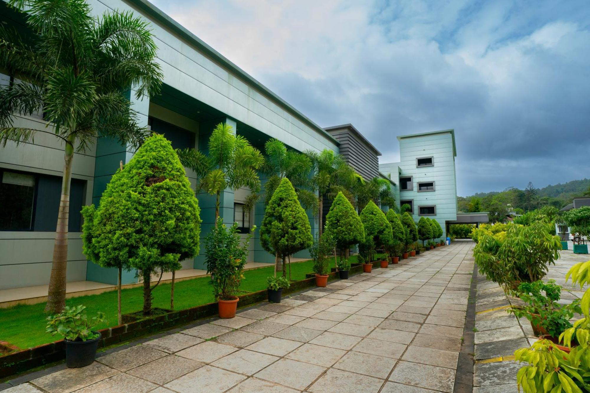 The Sanihara Hotel & Resort Vythiri Esterno foto